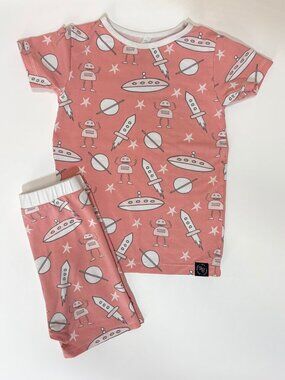 Sweet Bamboo Two-Piece Summer Pajama Set, Pink Space Robots, Size 3 Years